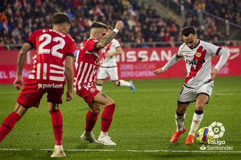 ligar en girona|Girona y Rayo se reparten los turrones en la vuelta de LaLiga.